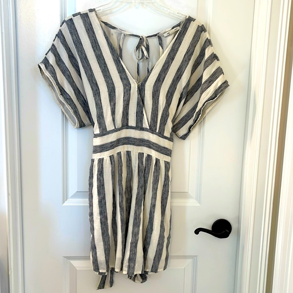 American Eagle Romper - M